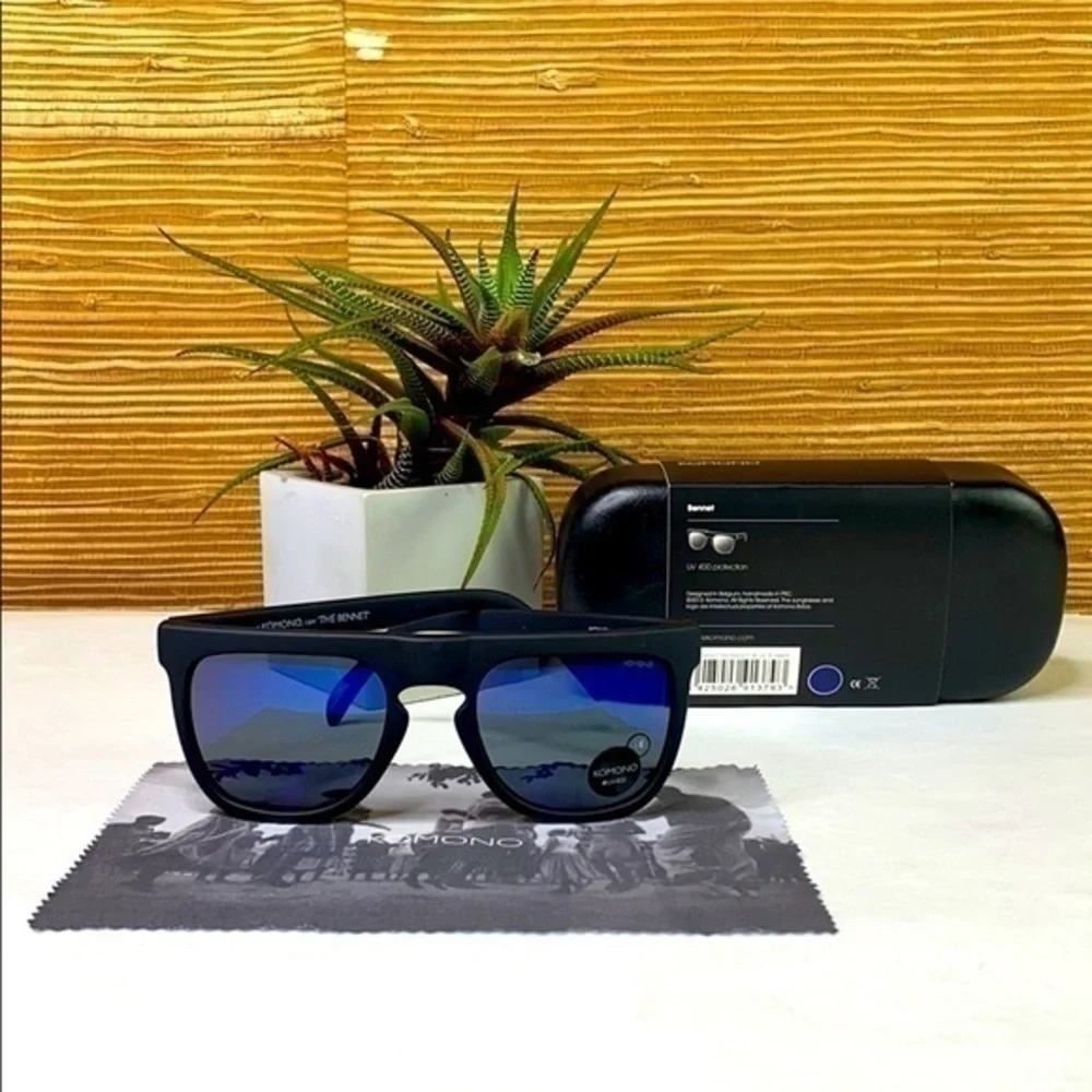 New Komono Men’s Bennet Midnight Blue Sunglasses